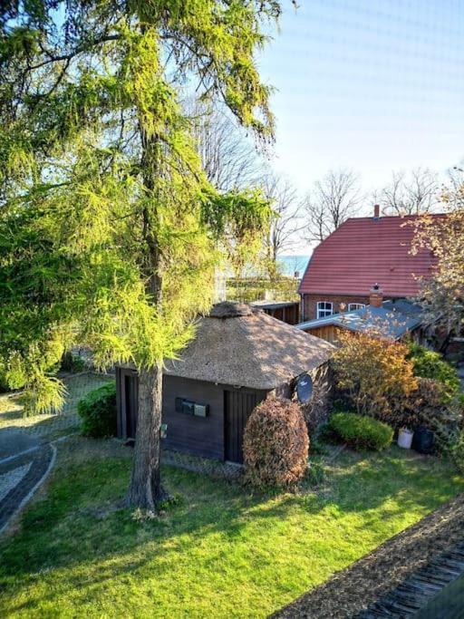 Reethaus Mit Meerblick- In 30 Sekunden Am Strand Apartment Boltenhagen  Luaran gambar